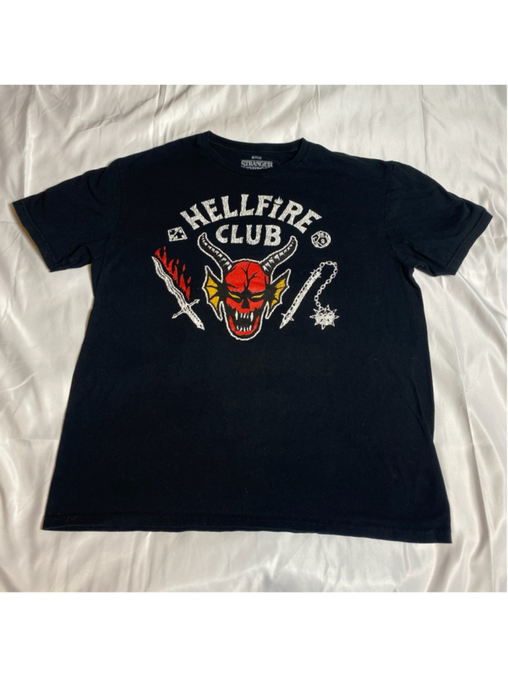 Men's Netflix Stranger Things Hellfire Club Black Red Short Sleeve Tee L